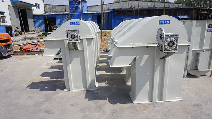 大型斗式提升机